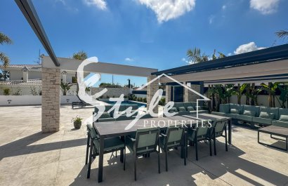 Resale - Villa - Orihuela-Costa - Villamartin