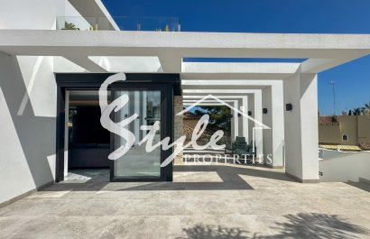 Resale - Villa - Orihuela-Costa - Villamartin