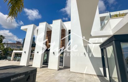 Resale - Villa - Orihuela-Costa - Villamartin