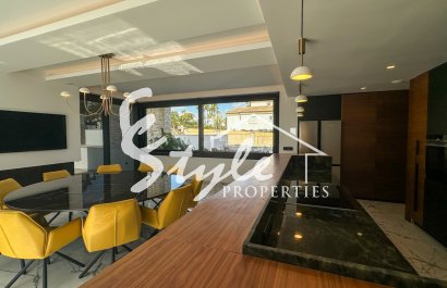 Resale - Villa - Orihuela-Costa - Villamartin