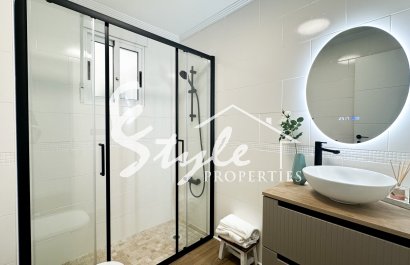 Resale - Apartament  - Orihuela-Costa - Playa Flamenca