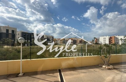 Resale - Apartament  - Orihuela-Costa - Playa Flamenca