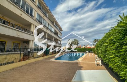Resale - Apartament  - Orihuela-Costa - Playa Flamenca