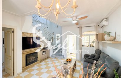 Reventa - Villa - Torrevieja - Nueva Torrevieja - Aguas Nuevas