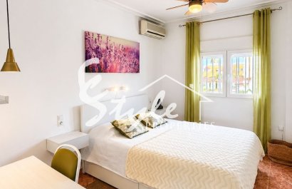 Reventa - Villa - Torrevieja - Nueva Torrevieja - Aguas Nuevas