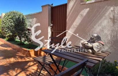 Reventa - Villa - Torrevieja - Nueva Torrevieja - Aguas Nuevas