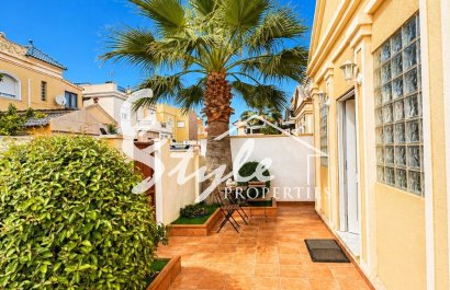Reventa - Villa - Torrevieja - Nueva Torrevieja - Aguas Nuevas
