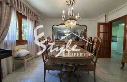 Resale - Villa - Torrevieja - Los Balcones - Los Altos del Edén