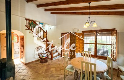 Resale - Villa - Cabo Roig