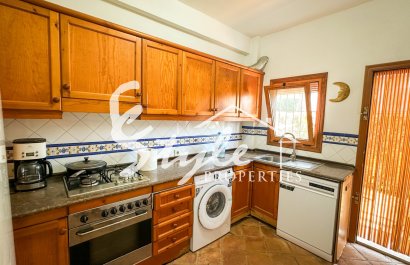 Resale - Villa - Cabo Roig