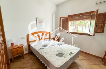 Resale - Villa - Cabo Roig