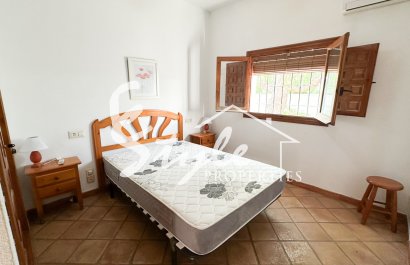 Resale - Villa - Cabo Roig