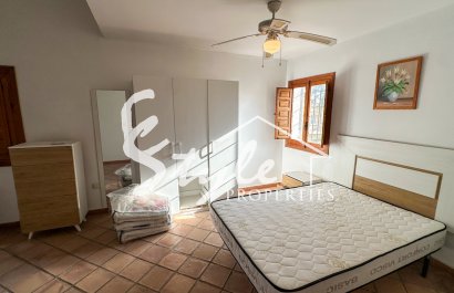 Resale - Villa - Cabo Roig