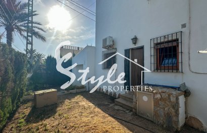 Resale - Villa - Cabo Roig