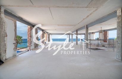 Resale - Villa - Cabo Roig