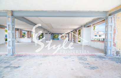 Resale - Villa - Cabo Roig