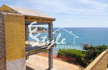 Resale - Villa - Cabo Roig