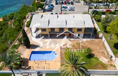 Resale - Villa - Cabo Roig