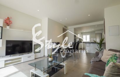 Reventa - Apartamento - Torrevieja - Aguas Nuevas