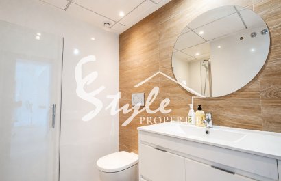 Reventa - Apartamento - Torrevieja - Aguas Nuevas