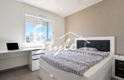 Reventa - Apartamento - Torrevieja - Aguas Nuevas