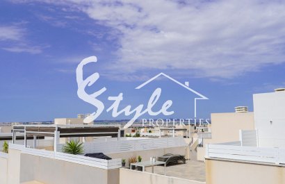 Reventa - Apartamento - Torrevieja - Aguas Nuevas