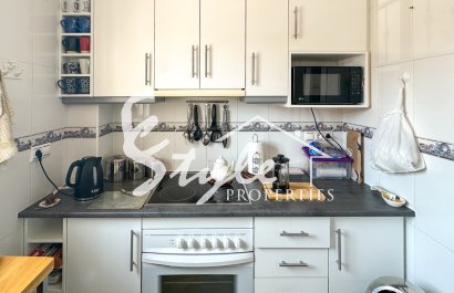 Resale - Apartament  - Orihuela-Costa - Punta Prima