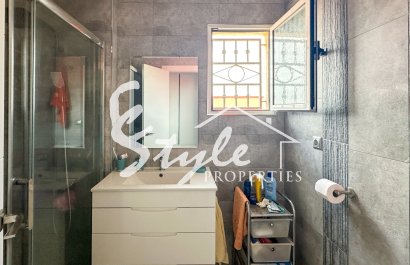 Resale - Apartament  - Orihuela-Costa - Punta Prima
