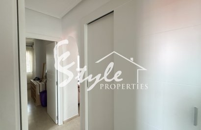 Resale - Apartament  - Orihuela-Costa - Punta Prima