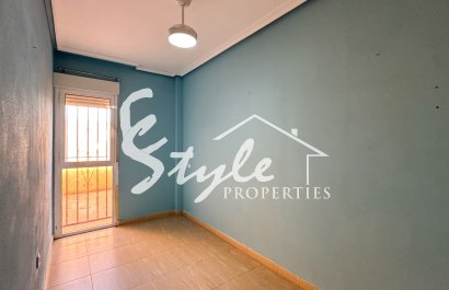 Resale - Apartament  - Daya Vieja - Costa Blanca Sur