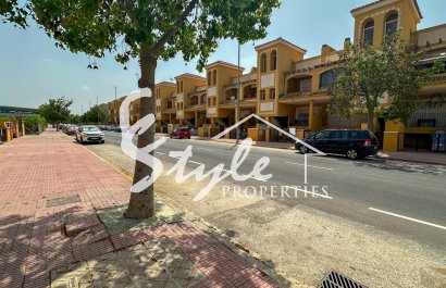 Resale - Apartament  - Daya Vieja - Costa Blanca Sur