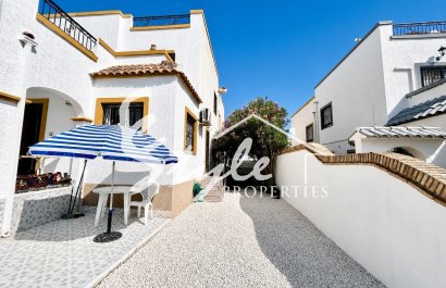 Charming 3-Bedroom Townhouse with Private Solarium in Dream Hills, Orihuela Costa. ID 1474