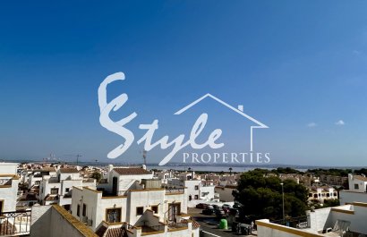 Resale - Townhouse - Los Altos