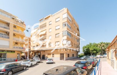 Resale - Apartament  - Torrevieja - La Mata pueblo