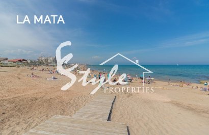 Resale - Apartament  - Torrevieja - La Mata pueblo