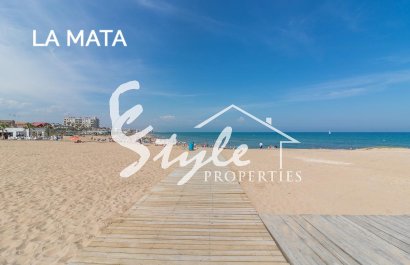 Resale - Apartament  - Torrevieja - La Mata pueblo