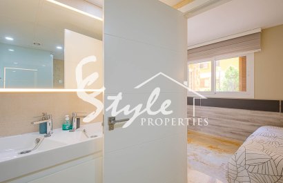 Resale - Apartament  - Punta Prima