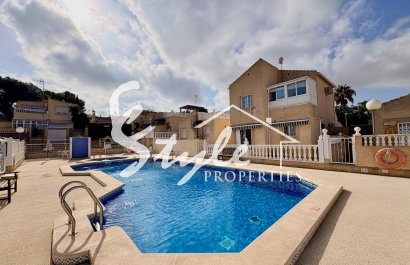 Reventa - Villa - Orihuela-Costa - Los Balcones