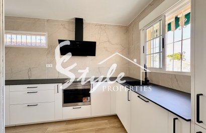Reventa - Villa - Orihuela-Costa - Los Balcones