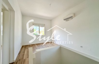 Reventa - Villa - Orihuela-Costa - Los Balcones
