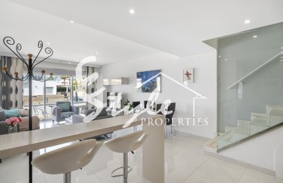Reventa - Chalet pareado - Punta Prima - Marina Med