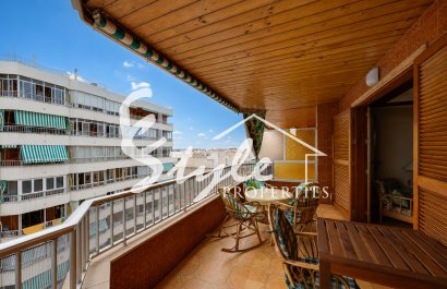 Resale - Apartament  - Torrevieja - Playa del Acequión