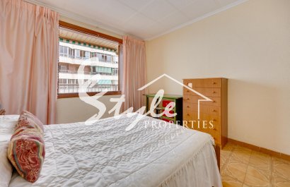 Resale - Apartament  - Torrevieja - Playa del Acequión