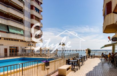 Resale - Apartament  - Torrevieja - Playa del Acequión