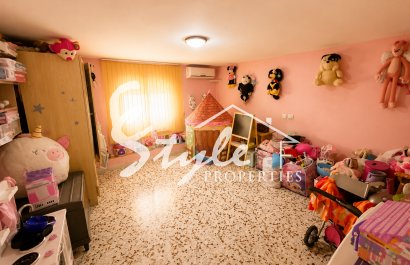 Resale - Villa - Torrevieja - La Siesta