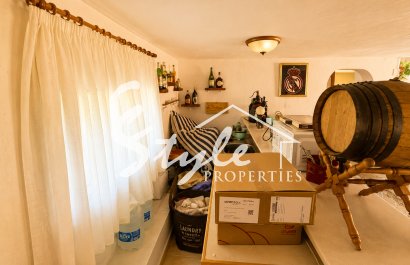 Resale - Villa - Torrevieja - La Siesta