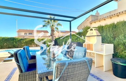 Reventa - Villa - Villamartín - Los Dolses