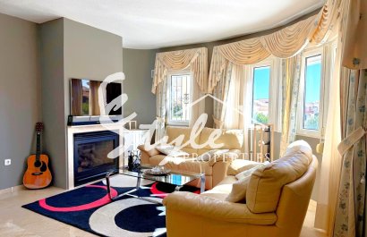 Reventa - Villa - Villamartín - Los Dolses