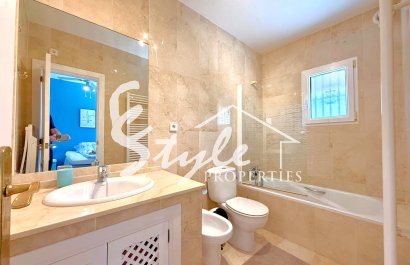 Reventa - Villa - Villamartín - Los Dolses