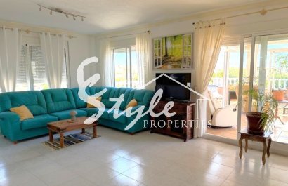 Resale - Townhouse - Orihuela-Costa - Playa Flamenca